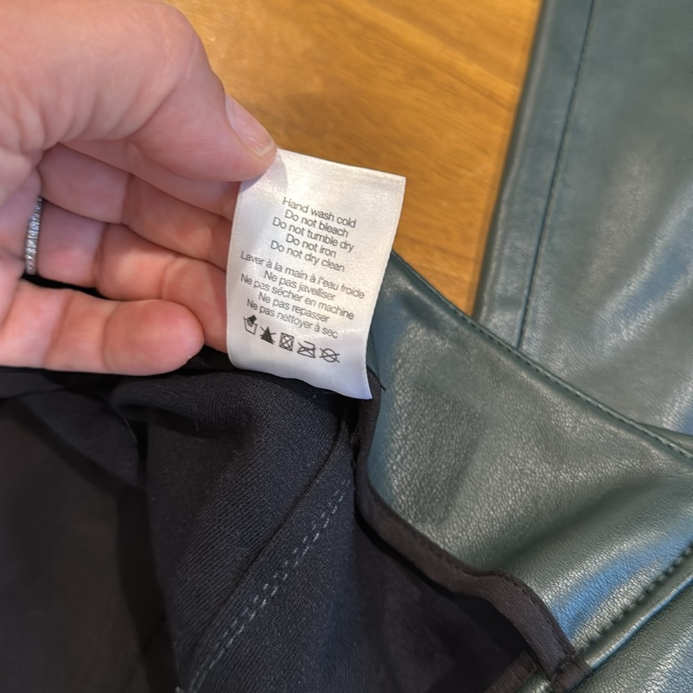 Veronica Beard emerald green faux leather pants - Picture 10 of 15